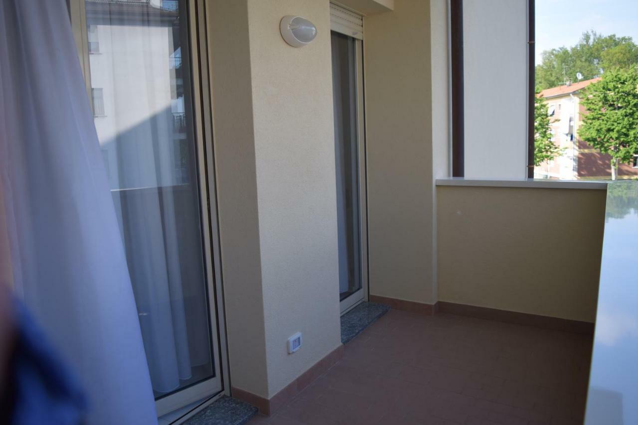 MC Malpensa Airport Home Gallarate Exterior foto